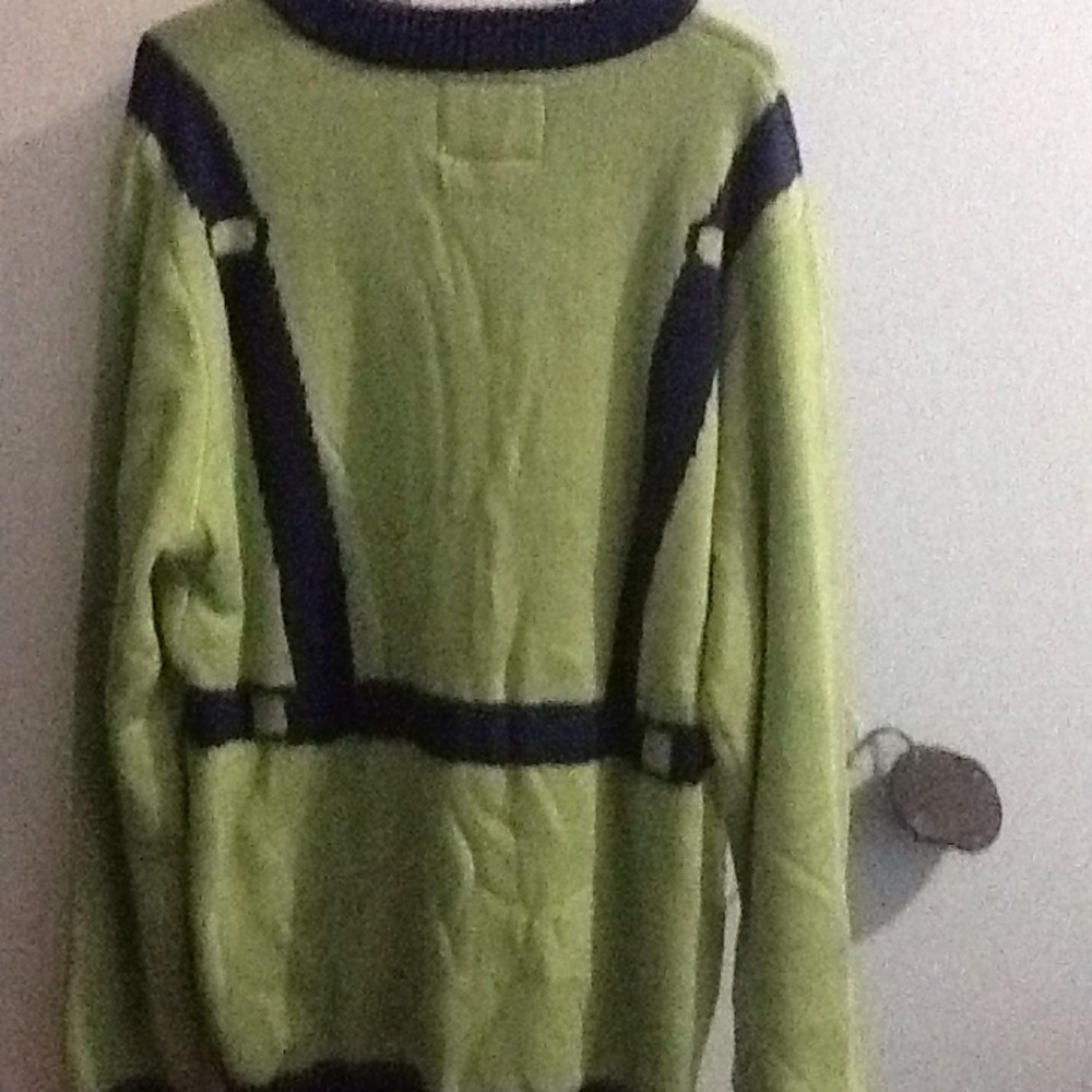 Sweater - Picture 2 of 3